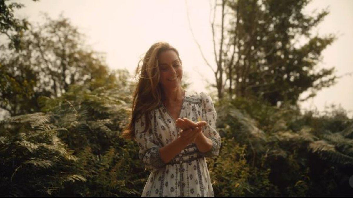 Kate Middleton muncul ke publik