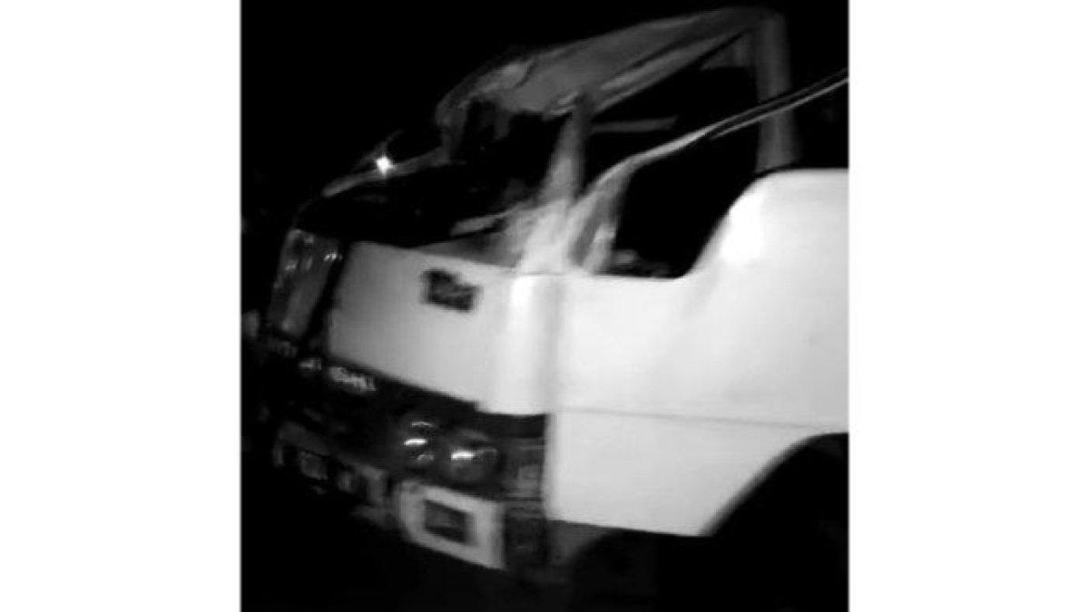 Kecelakaan maut yang melibatkan truk angkut rombongan ziarah terjadi di Kabupaten Bandung Barat, Jawa Barat.