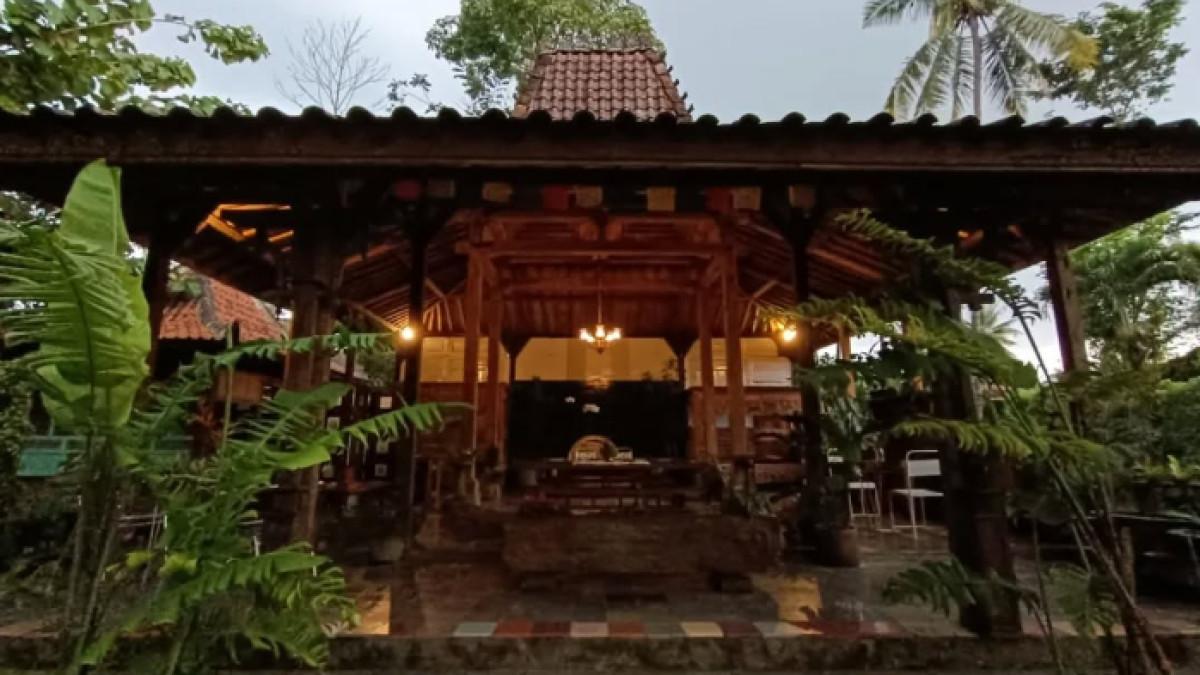 KULINER MENARIK - Potret Kedai Brojon Borobudur diambil dari Instagram pada Kamis (31/7/2025). Lokasinya berada di daerah Brojonalan, Dusun 1, Wanurejo, Kecamatan Borobudur, Kabupaten Magelang, Jawa Tengah.