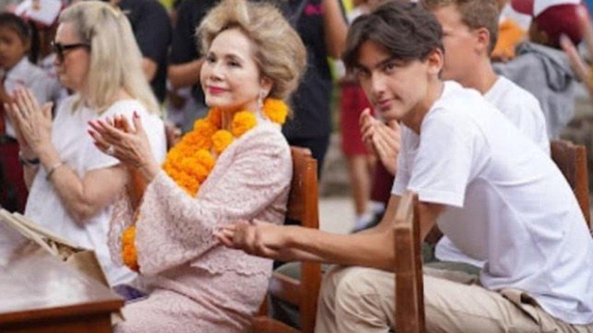 Kedekatan Frederik Kiran dengan Sang Nenek, Ratna Sari Dewi
