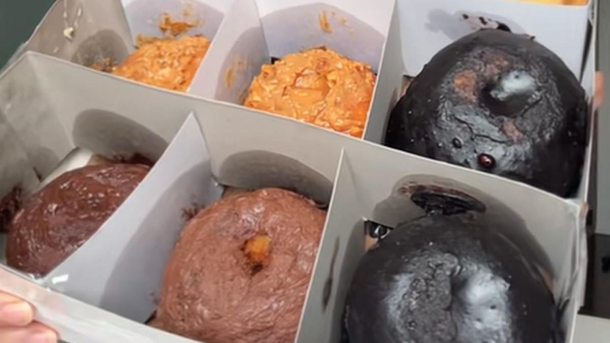 DONAT PINKAN MAMBO - Kemasan donat Pinkan Mambo dianggap kurang layak
