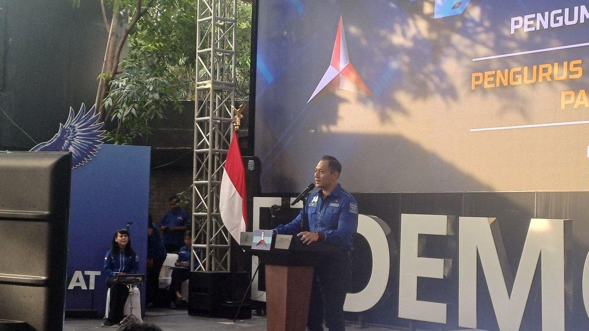 KETUM DEMOKRAT - Ketua Umum Demokrat Agus Harimurti Yudhoyono (AHY) saat mengumumkan struktur organisasi DPP Demokrat 2025-2030, Minggu (23/3/2025).