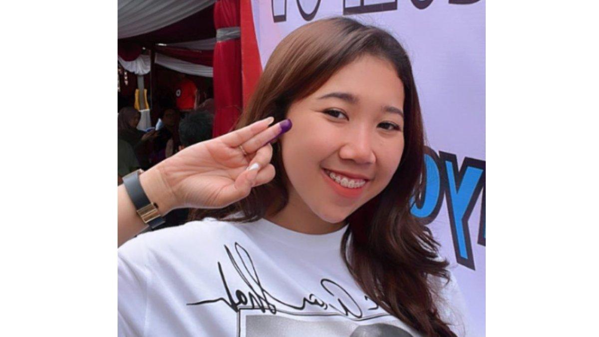 Kiky Saputri mendukung Ayu Ting Ting saat putus dari Lettu Fardhana
