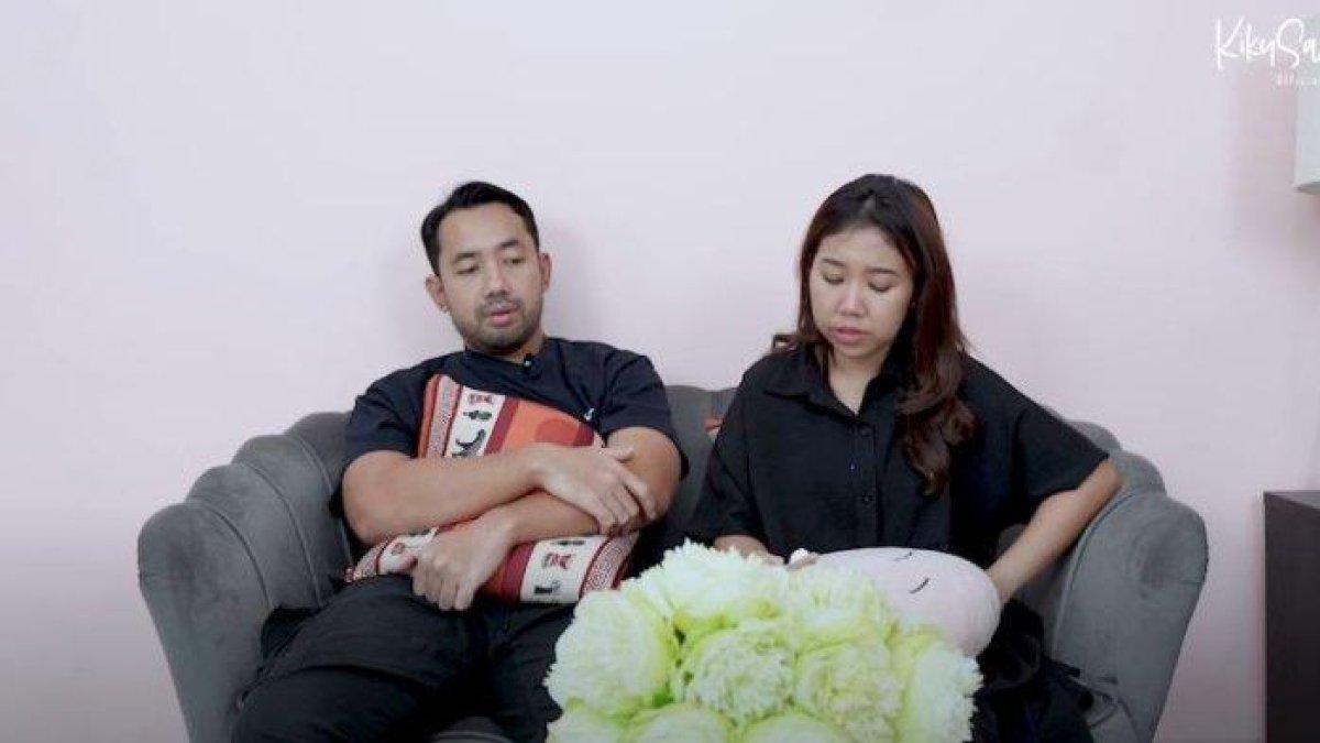 Kiky Saputri menyampaikan kabar duka telah kehilangan calon buah hatinya yang berusia 10 minggu.