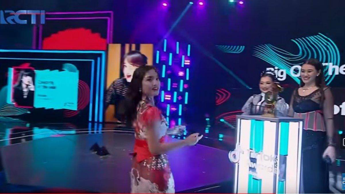 Kirdi yakin bahwa netizen mendramatisir pertemuan Fuji dan Aaliyah.