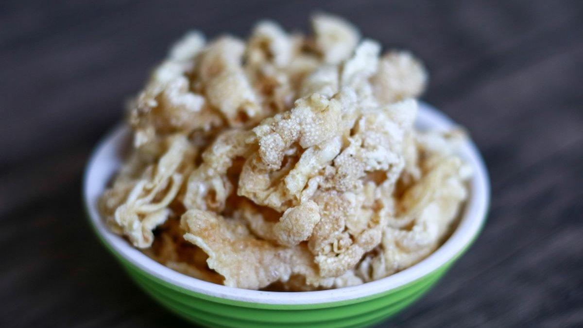 KRIPIK CEKER KLATEN: Kripik Ceker, cemilan khas Klaten