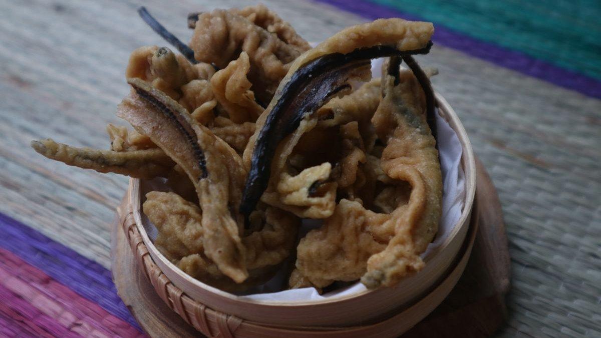 KRIPIK BELUT KLATEN: Kripik belut khas Klaten bisa untuk jadi oleh-oleh