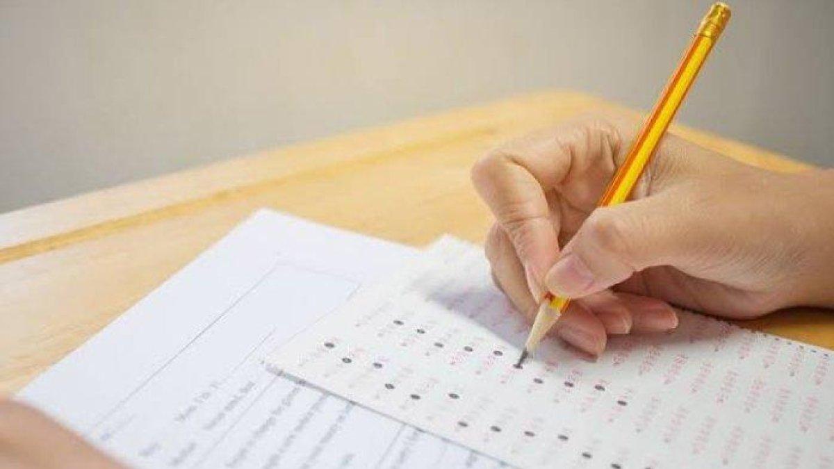 Kunci Jawaban dan Contoh Soal Ujian PKN Kelas 8 SMP/MTS 2023