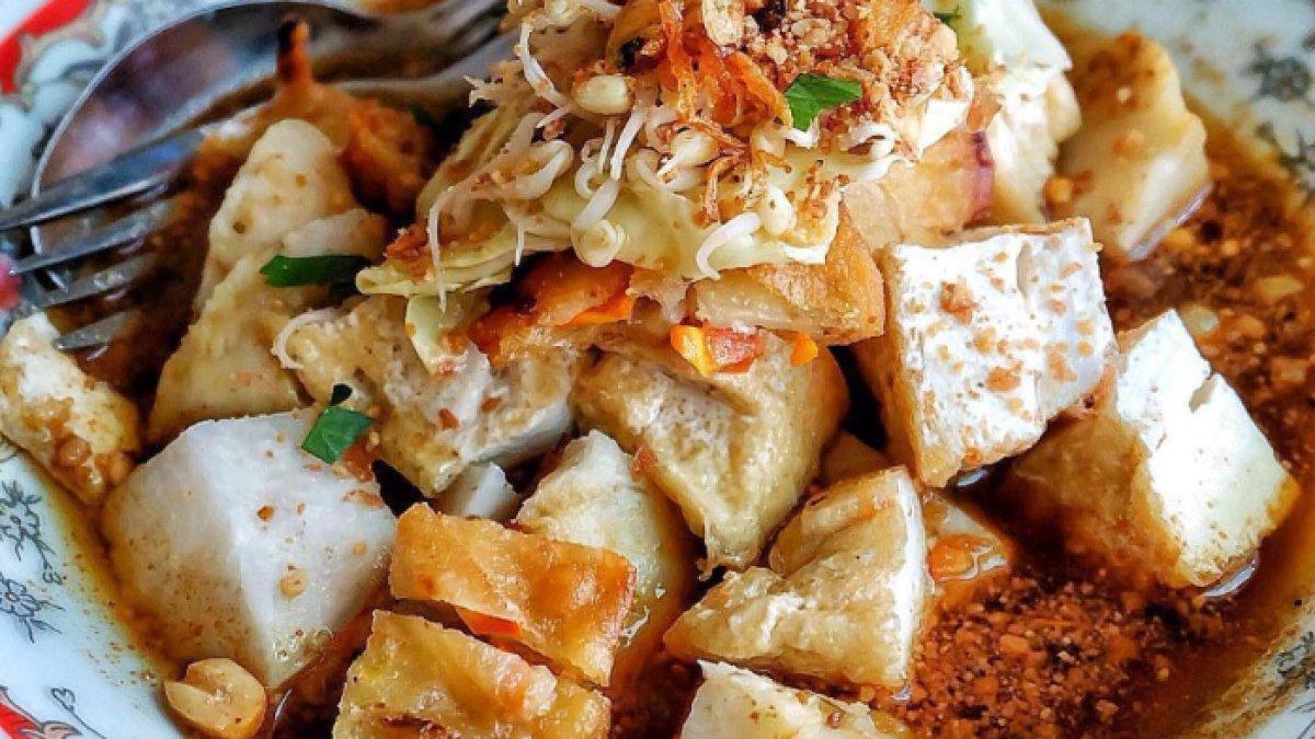 REKOMENDASI KULINER LEZAT: