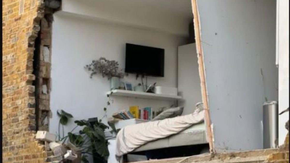 Ledakan gas besar di London yang meninggalkan lubang menganga