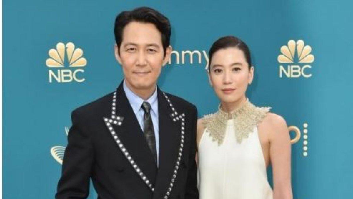 Lee Jung Jae dan Lim Se Ryung di Emmy Awards 2022.