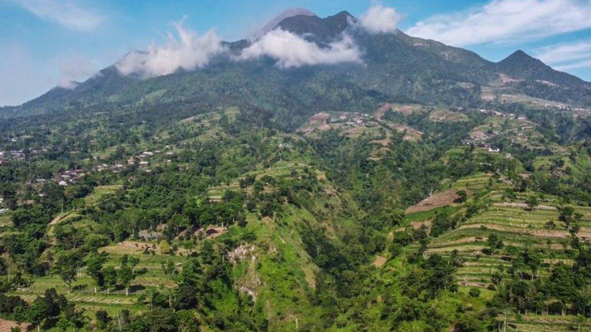 WISATA KLATEN: Lereng Timur Gunung Merapi