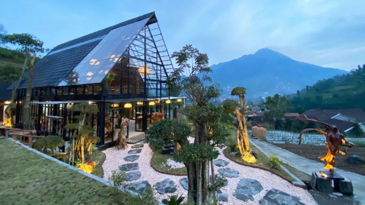 KULINER MENARIK - Potret Luxview Resto diambil dari Instagram pada Jumat (27/6/2025). Luxview Resto ada di Dusun IV, Samiran, Kecamatan Selo, Kabupaten Boyolali.