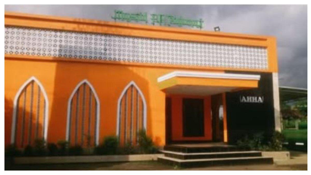 MASJID ATTA HALILINTAR - Masjid Jami Ar-Rahmad AHHA adalah masjid pertama yang dibangun oleh Atta Halilintar.