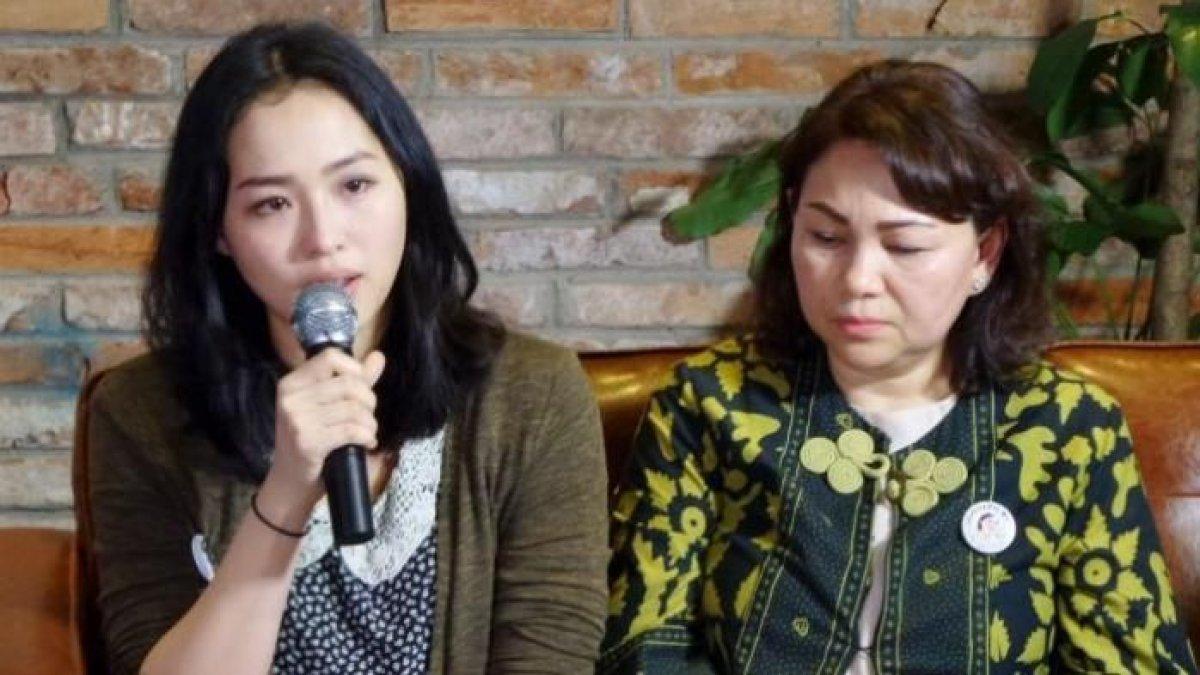 Made Sandy Salihin dan Ni Ketut Sianti