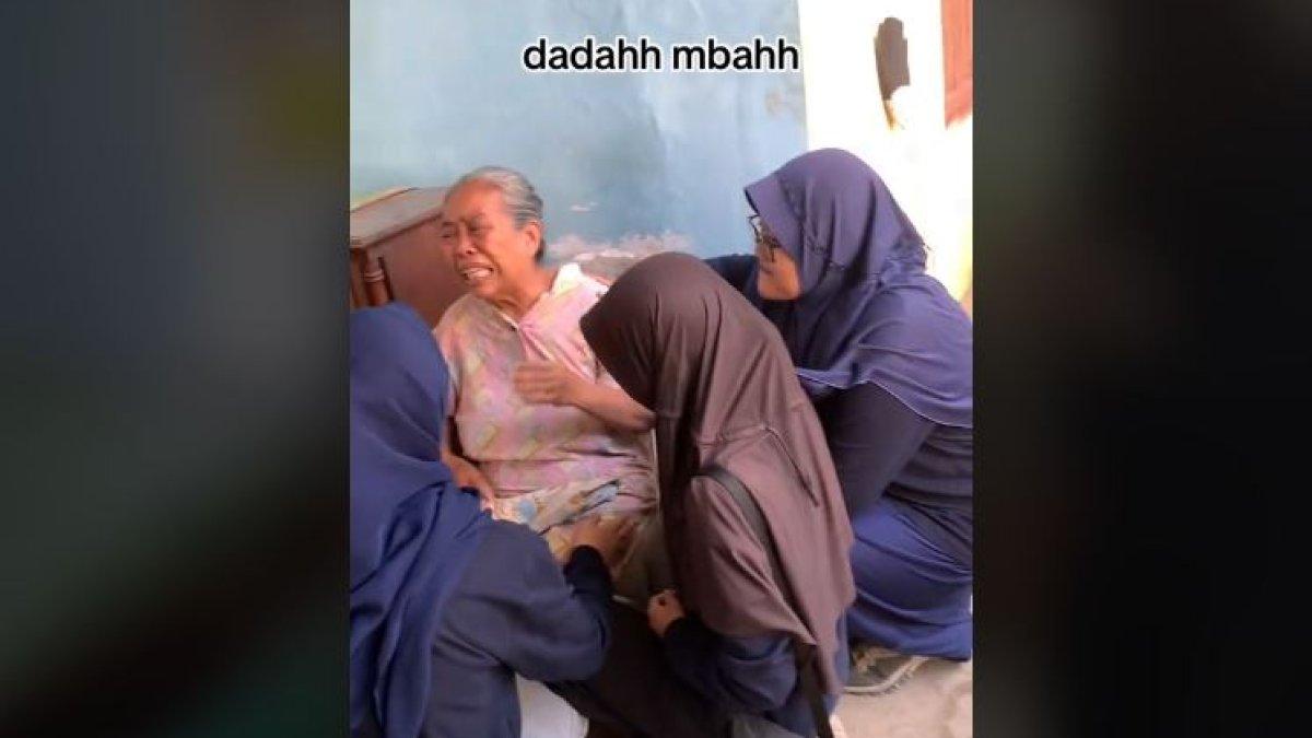 Mahasiswi KKN pamitan