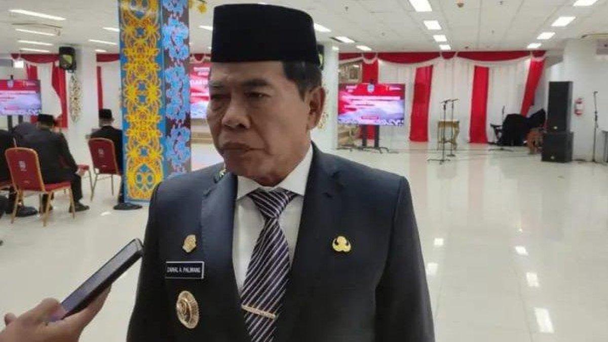 Gubernur Kalimantan Utara, Zainal Paliwang.