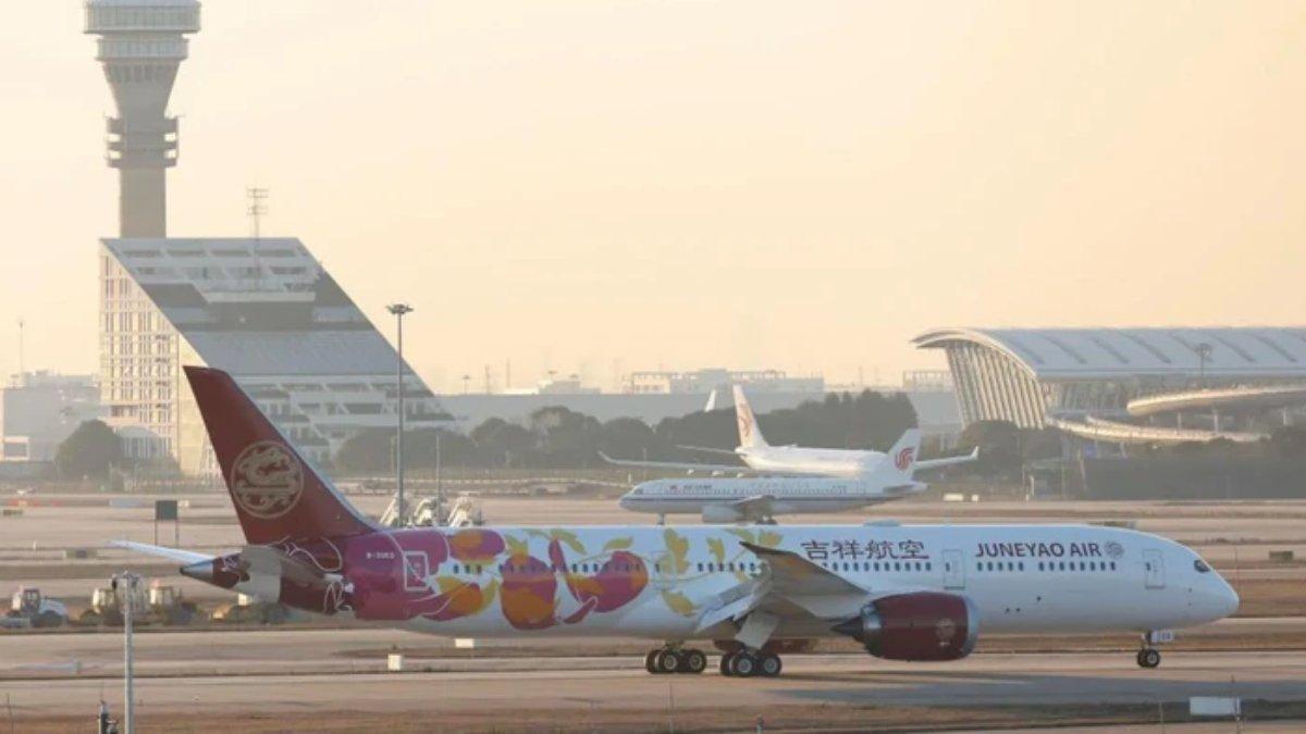 Maskapai Juneyao Airlines.