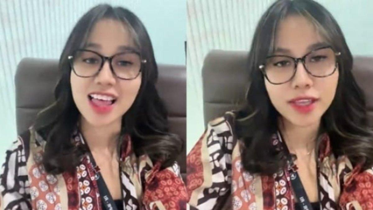 Mayang kini magang di kantor DPR RI.