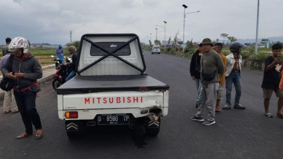 Melaju kencang, motor tabrak mobil bak di Tasikmalaya