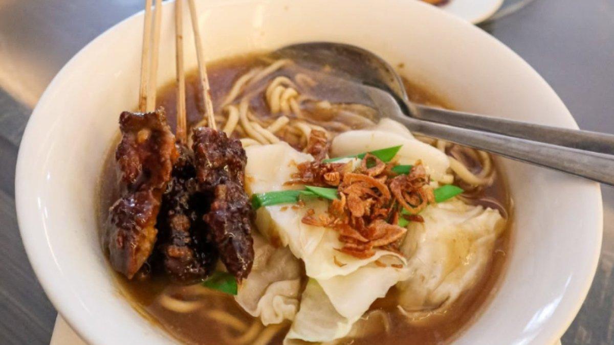 REKOMENDASI KULINER UNIK: Mi Ongklok