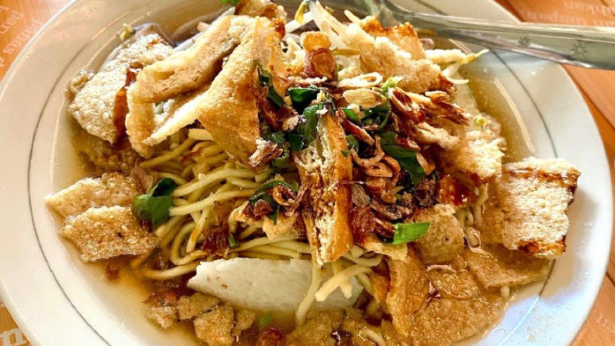 KULINER KHAS SEMARANG: Mie Kopyok sangat cocok untuk kamu pecinta mie