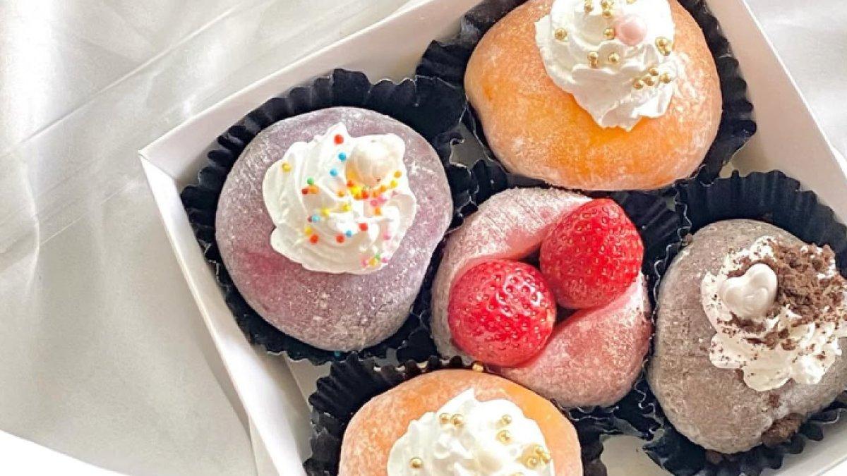REKOMENDASI JAJANAN KEKINIAN: Tampilan setiap mochi dihiasi dengan topping yang menarik