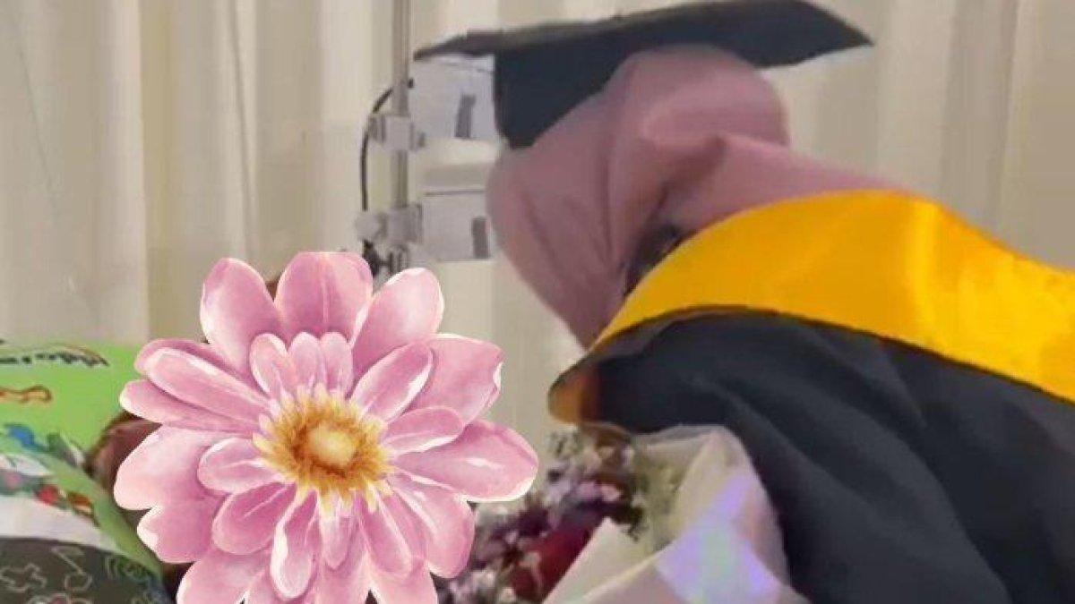 Momen haru Pipit Patmawati jalani wisuda di saat ayahnya meninggal dunia, terkuak pesan terakhirnya