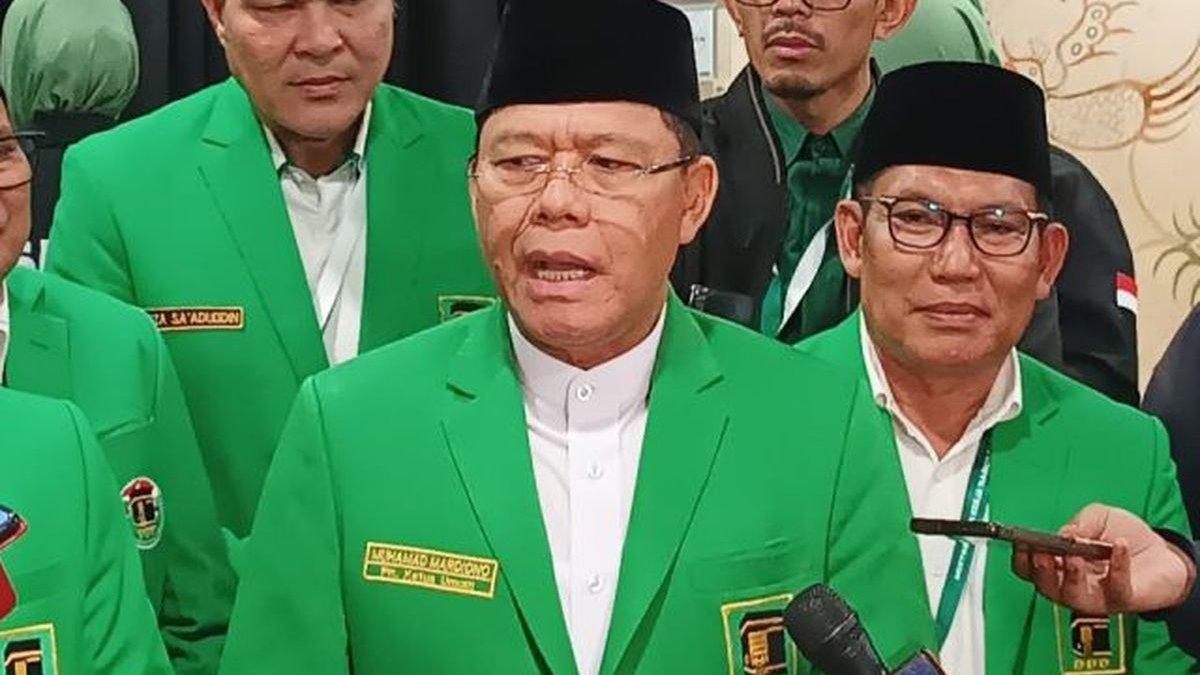 SOSOK MARDIONO - Plt. Ketua Umum Partai Persatuan Pembangunan (PPP) Muhamad Mardiono memberi keterangan kepada media di Jakarta, Jumat (13/12/2024) malam.