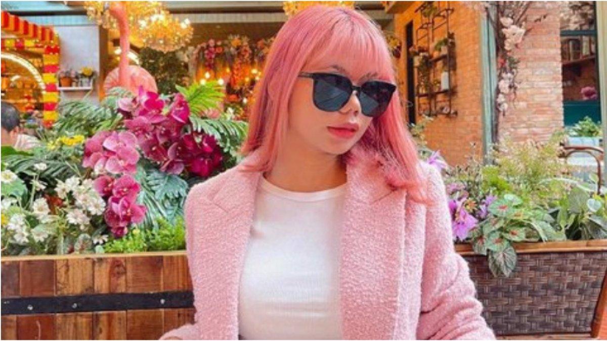 Naira Mano, putri Vicky Prasetyo yang jarang tersorot, usia 14 tahun pandai bergaya bak model