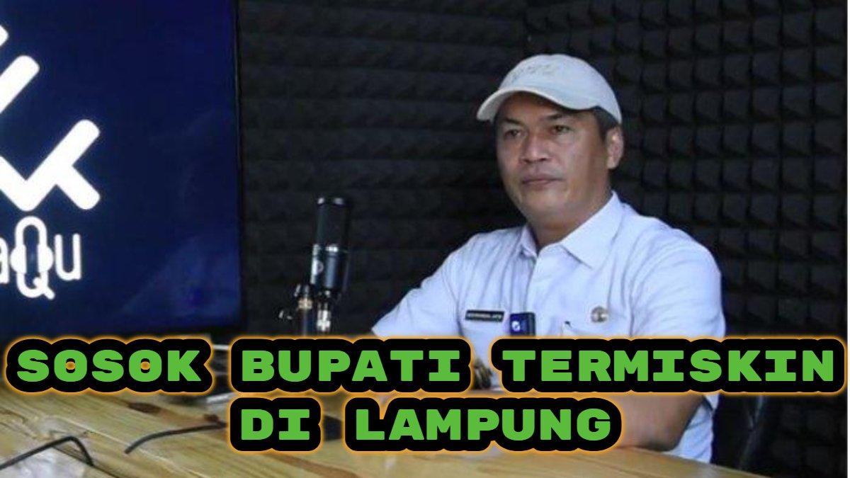 BUPATI TERMISKIN - Foto tangkapan layar dari YouTube tubabaQu (07/02/2025). Berdasarkan Laporan Harta Kekayaan Penyelenggara Negara (LHKPN), sosok Bupati termiskin di Lampung pemilik harta paling rendah yakni Novriwan Jaya Bupati Tulang Bawang Barat Terpilih 2024 dengan kekayaan Rp 4,4 miliar.