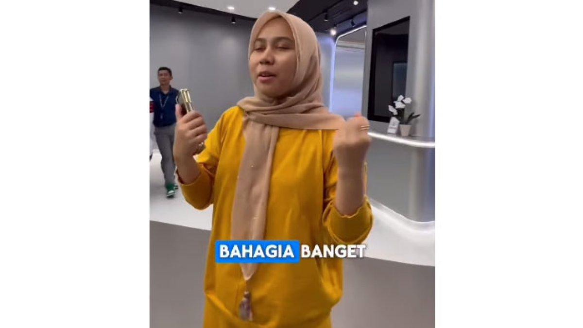 Nyai Sarni bahagia, mengaku rasanya seperti dilamar