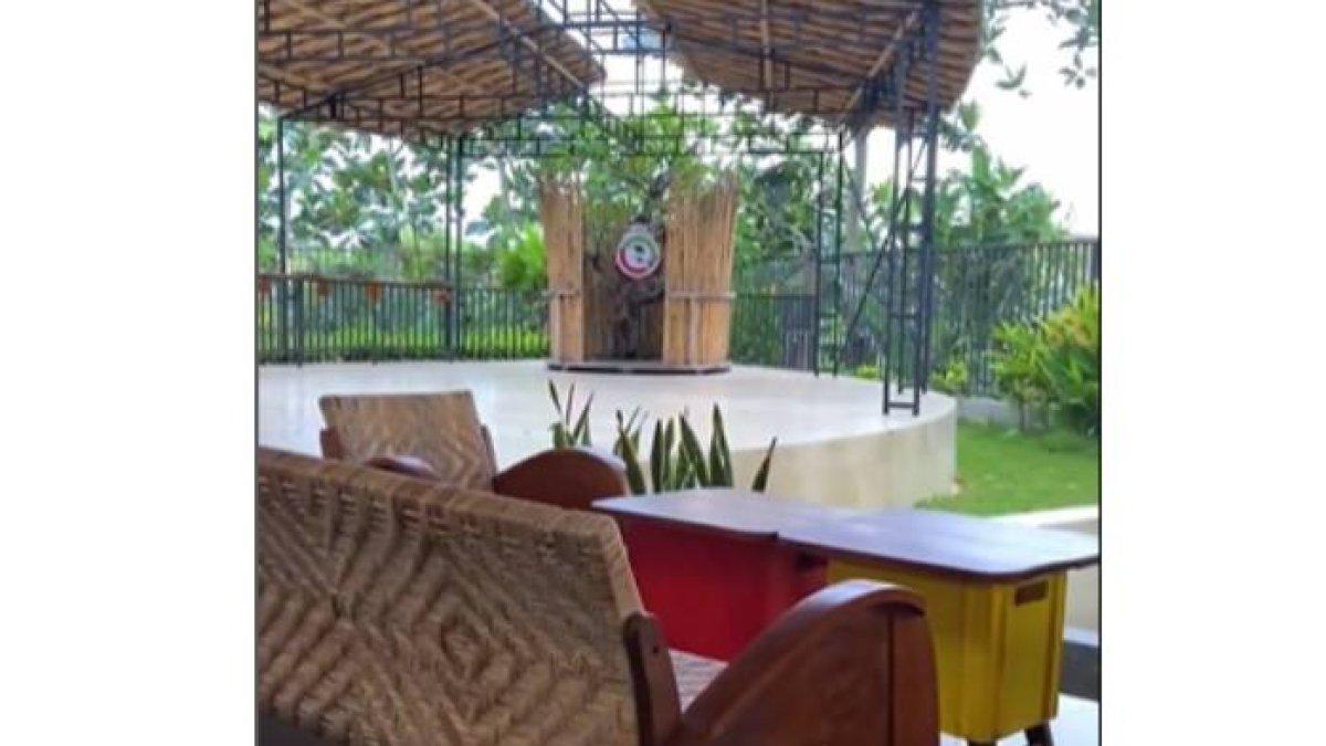 RESTO DI KLATEN: OeZ Resto and Eatery