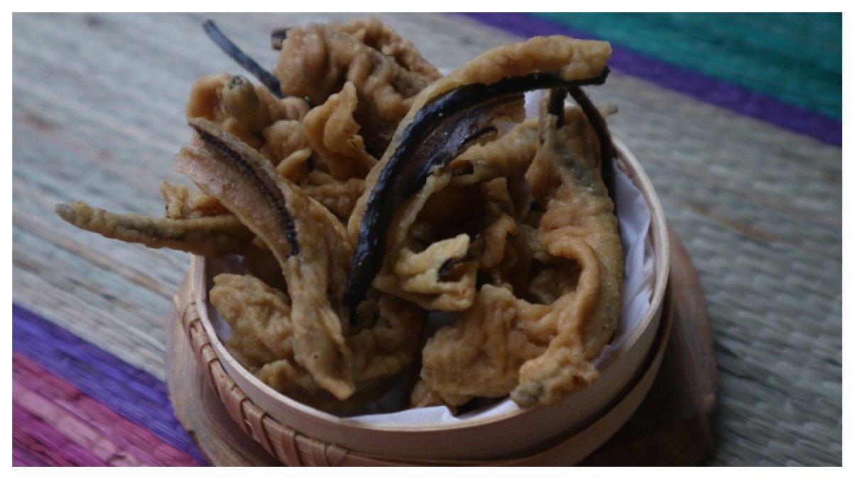 MAKANAN KHAS KLATEN : Ilustrasi Keripik Belut Klaten