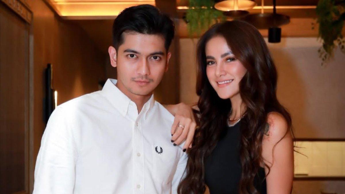 KLARIFIKASI OLLA RAMLAN - Potret Teuku Ryan bersama Olla Ramlan diambil dari Instagram pada Senin (30/6/2025). Olla Ramlan bantah berhubungan dengan Teuku Ryan.