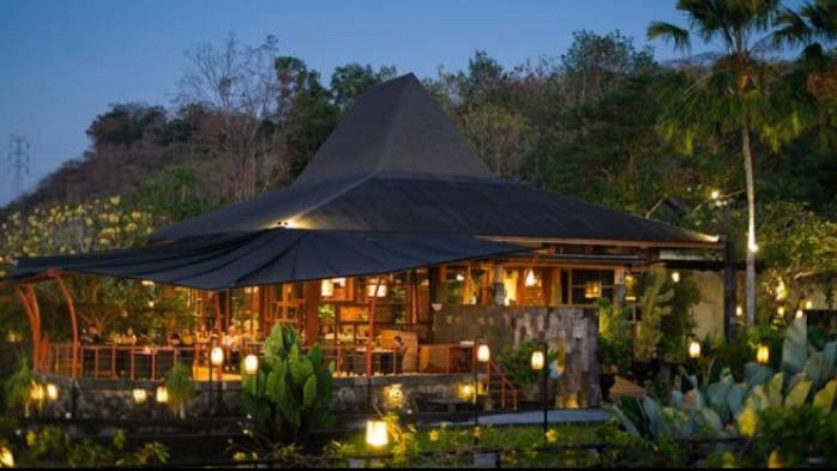 KULINER CANDI PRAMBANAN: Omah Eyang Resto