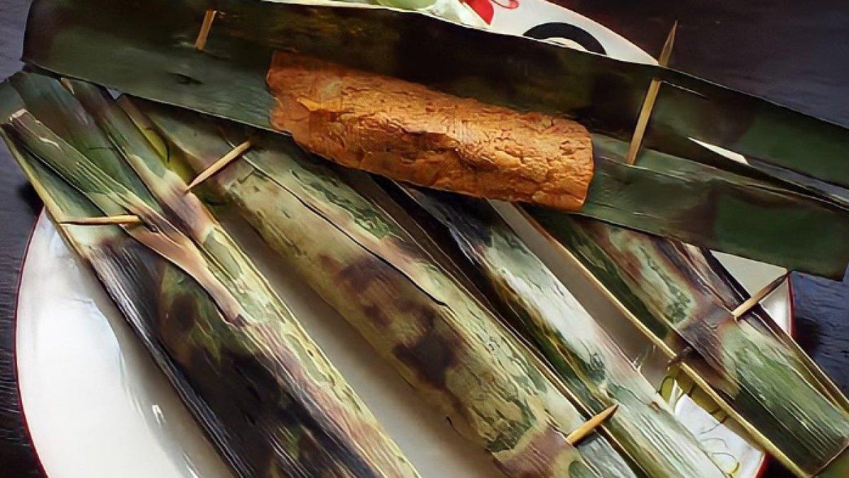 REKOMENDASI KULINER ENAK:  Otak-otak Khas Batam