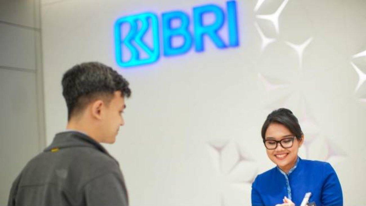 PT Bank Rakyat Indonesia (Persero) Tbk, atau BRI, membuka peluang pekerjaan melalui Program BRILiaN Marketing Specialist Program (BMSP).