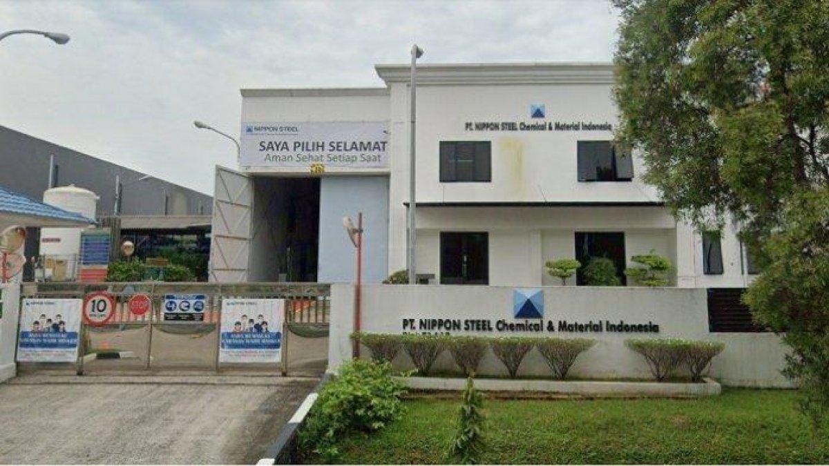 PT Nippon Steel Chemical and Material Indonesia beroperasi di kawasan industri Jababeka 3, di Jalan Tekno Raya No.3 Blok E3 A&B, Pasirgombong, Kecamatan Cikarang Utara, Kabupaten Bekasi.