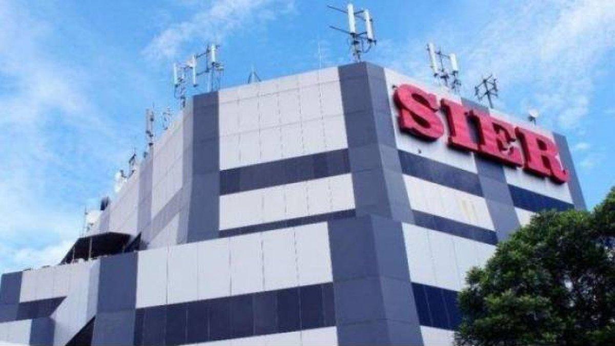 PT Surabaya Industrial Estate Rungkut (SIER) masih membuka lowongan kerja besar-besaran pada Mei 2024 untuk lulusan D3 dan D4/S1 berbagai jurusan dan juga penyandang disabilitas.