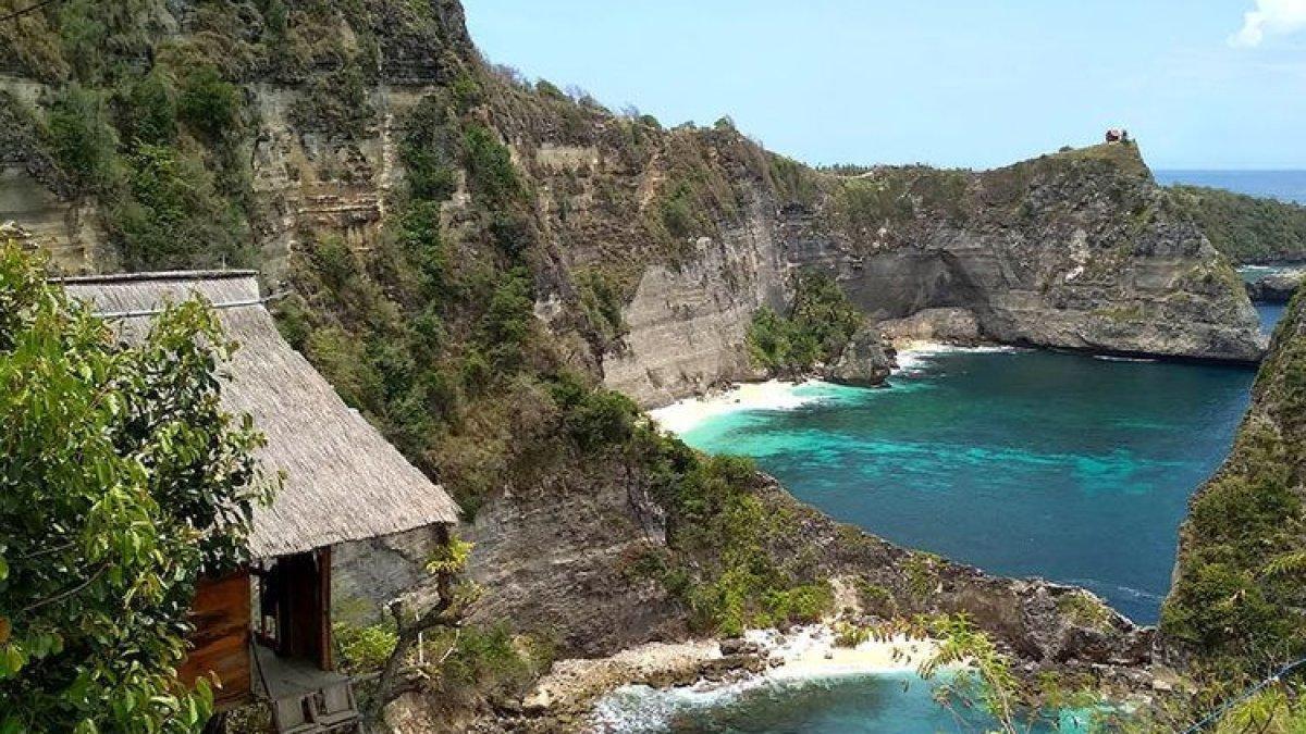 Panorama Pantai di Nusa Penida, Klungkung, Bali