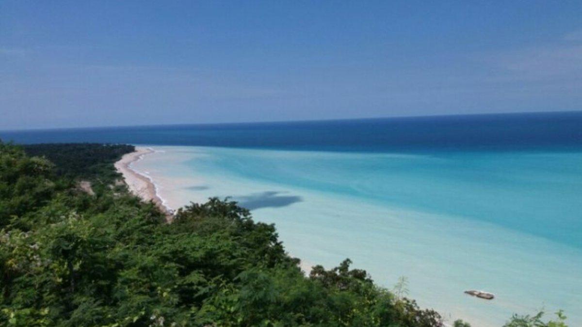 WISATA AIR - Potret Pantai Kolbano disadur dari Kompas.com pada Minggu (9/3/2025). Pantai Kolbano berada di Kabupaten Timor Tengah Selatan, Nusa Tenggara Timur (NTT).