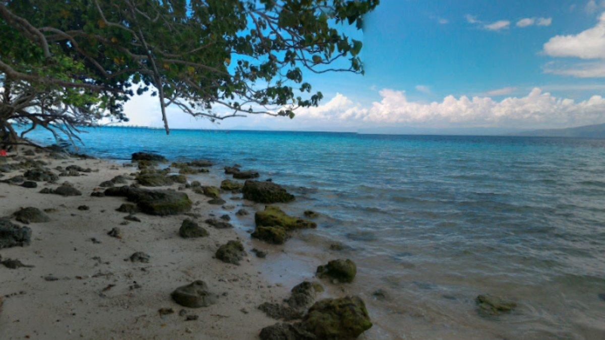 WISATA AIR - Potret Pantai Liang diambil dari Google Street View pada Sabtu (15/3/2025). Pantai Liang berada di Kecamatan Salahutu, Maluku Tengah, Provinsi Maluku.