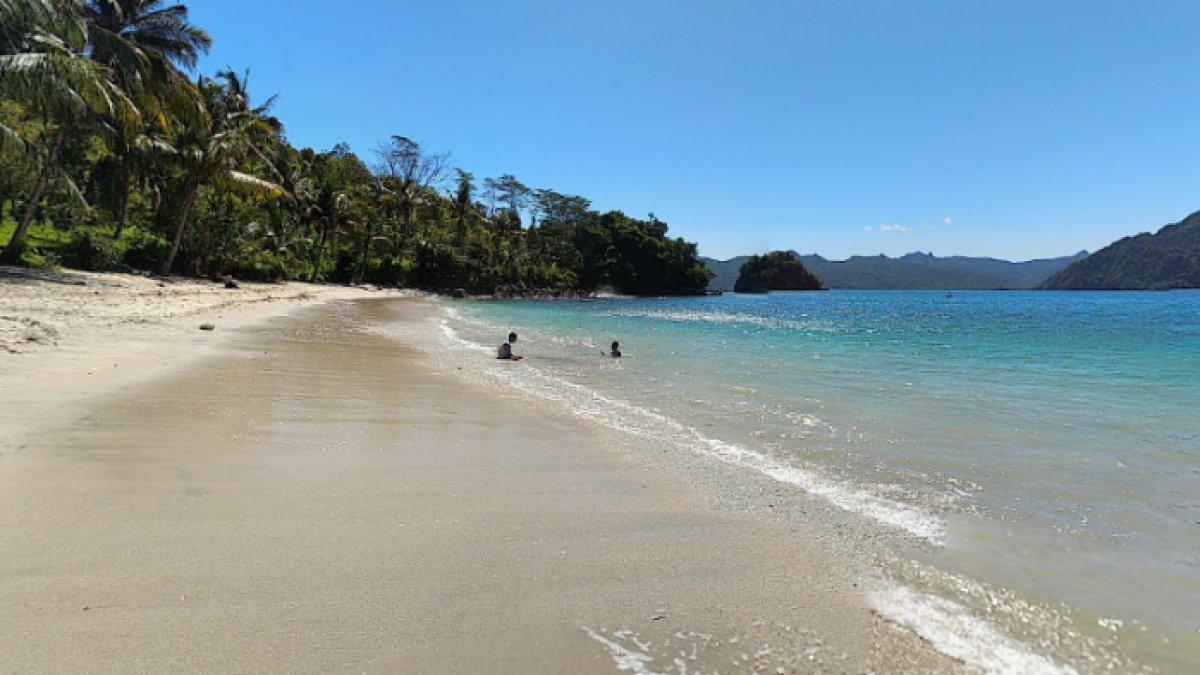 WISATA AIR - Potret Pantai Mutiara diambil dari Google Street View pada Rabu (26/3/2025). Pantai Mutiara berada di Kabupaten Trenggalek, Jawa Timur.