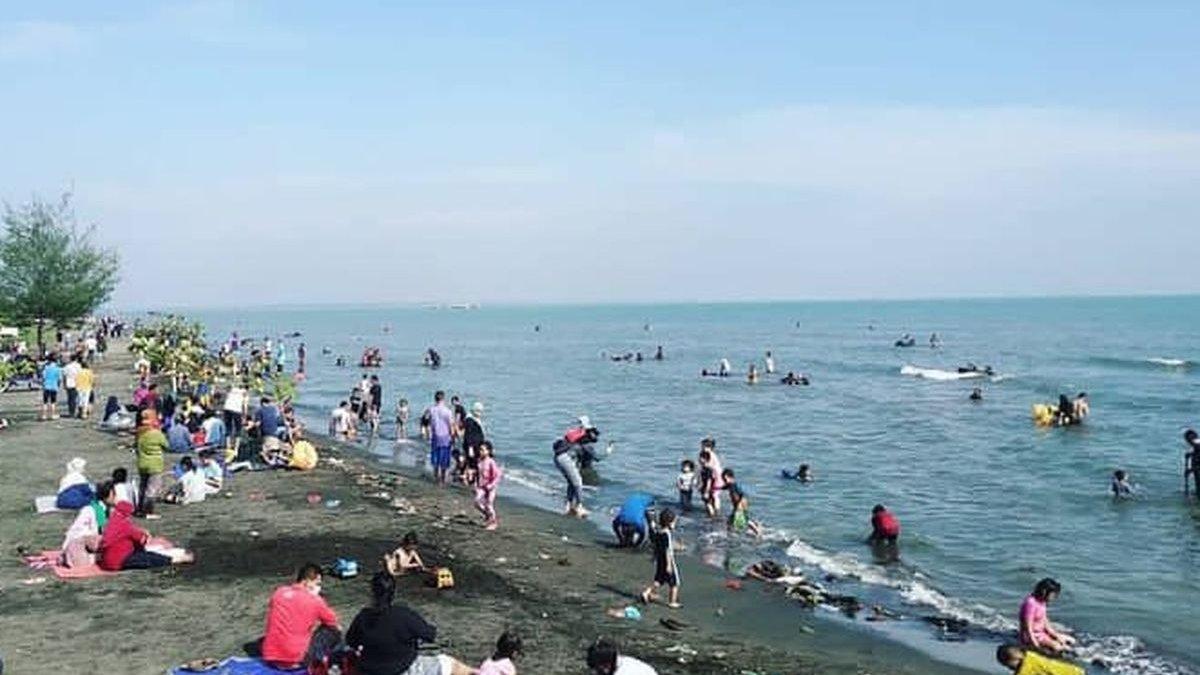 WISATA SEMARANG: Pantai Tirang, Semarang, Jawa Tengah