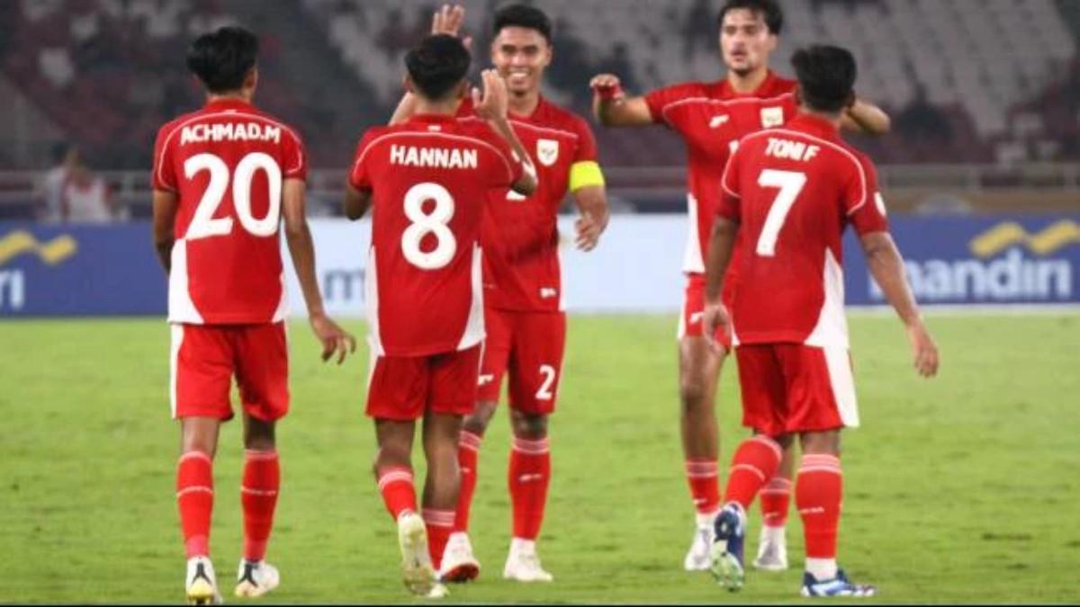 TIMNAS INDONESIA - Para pemain Timnas Indonesia berselebrasi dalam laga Piala AFF U23 2025 antara Indonesia vs Brunei Darussalam di Stadion Gelora Bung Karno, Jakarta, Selasa (15/7/2025).