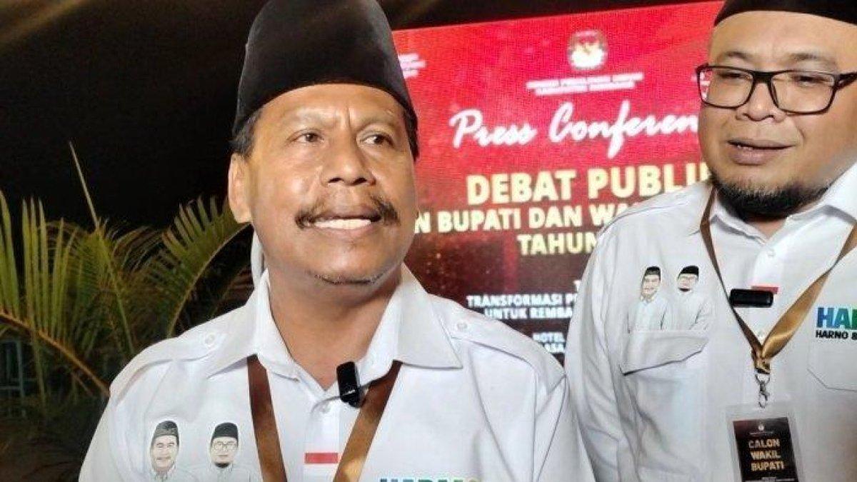 SOSOK BUPATI REMBANG - Pasangan Harno-Hanies usai mengikuti debat publik Pilkada Rembang 2024. Foto ini dipublikasikan kembali pada Selasa (11/2/2025).