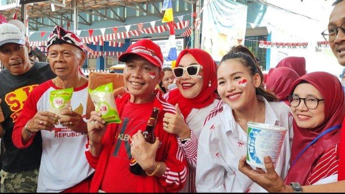 Pedangdut Ayu Ting Ting ikut merayakan HUT RI ke-79