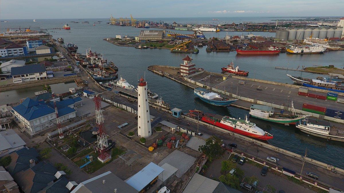 TANJUNG EMAS - Kondisi Pelabuhan Tanjung Emas, Semarang, Jawa Tengah. Foto tangkapan layar dari laman Wikipedia.
