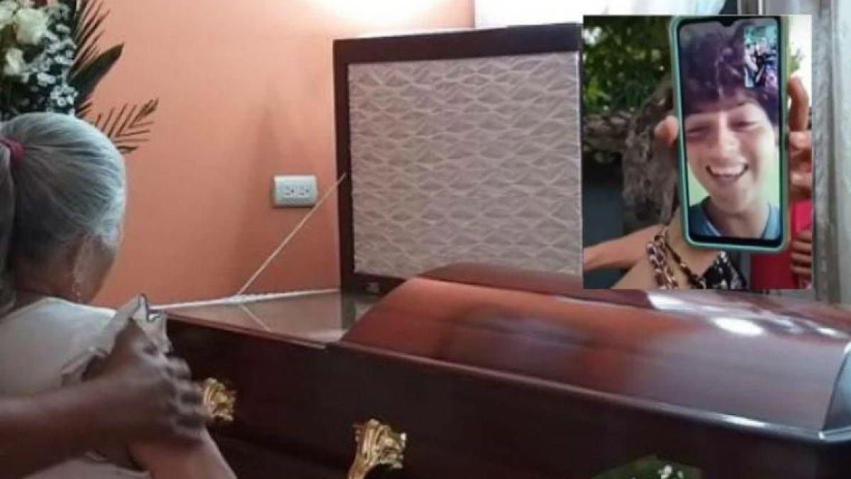 Pelayat syok, remaja yang dinyatakan meninggal malah video call.